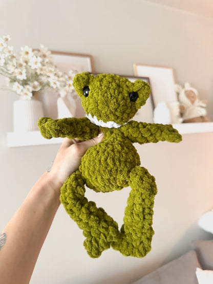 Crochet frog teddy