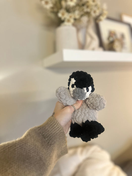 Crochet penguin- mini